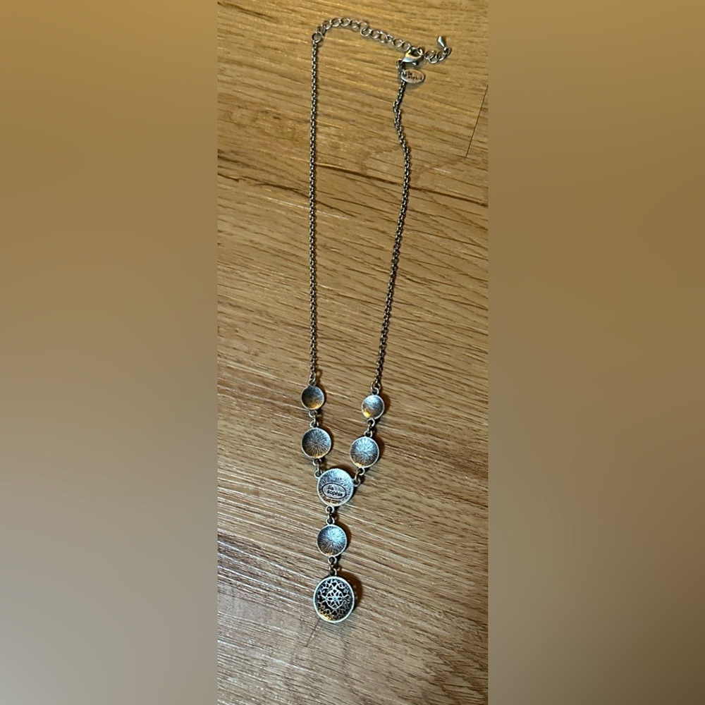 Lia Sophia silver tone adjustable necklace 16-19” ‘demure’ - Picture 4 of 4